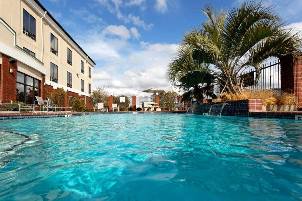 Holiday Inn Express Crockett By Ihg Eksteriør bilde