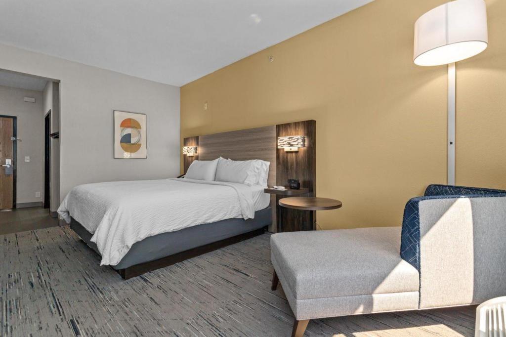 Holiday Inn Express Crockett By Ihg Eksteriør bilde