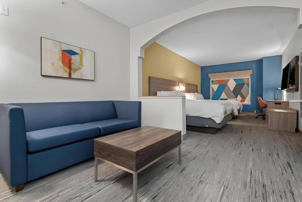 Holiday Inn Express Crockett By Ihg Eksteriør bilde
